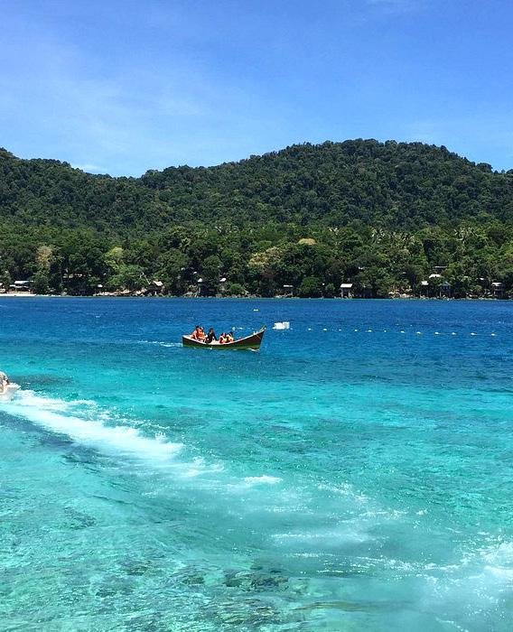 Usaha Pariwisata & Tour Lokal