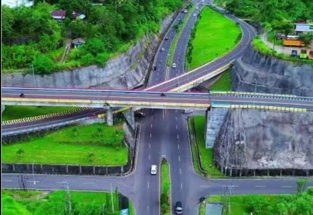 Jalan dan jembatan Interchanges di Sulawesi Utara