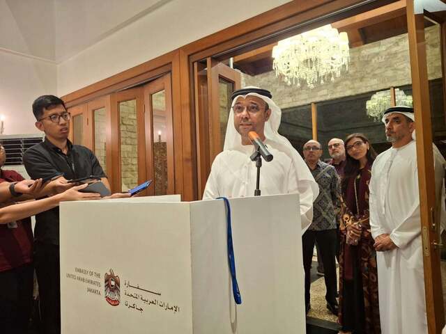 Dubes Uni Emirat Arab (UEA) untuk Indonesia dan ASEAN Abdulla Salem AlDhaheri dalam press briefing Jumat (5/12/2025) malam di Jakarta (Foto: RRI/Retno Mandasari)
