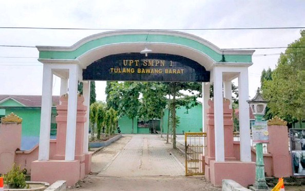 Kegiatan ekonomi masyarakat Kabupaten Tulang Bawang Barat
