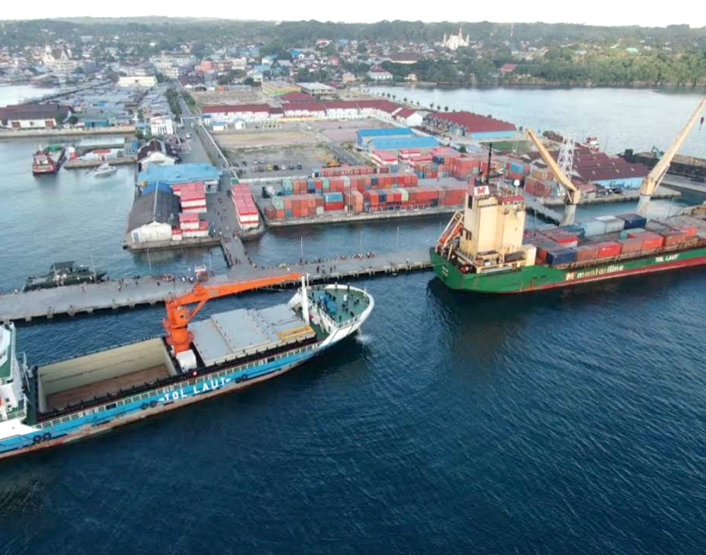 Transportasi laut Saumlaki